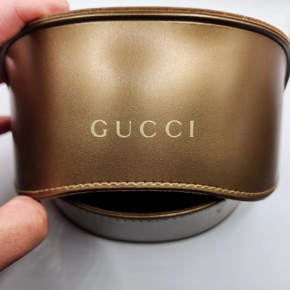 Gucci Women's Black Sunglasses - Picture 11 of 11